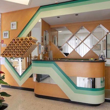 Hotel Miro カットーリカ エクステリア 写真