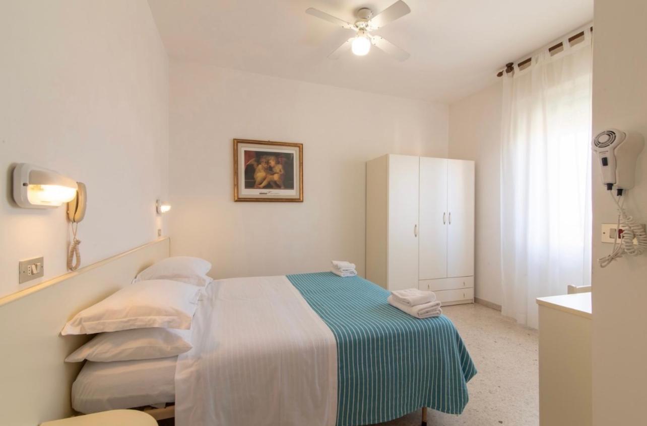 Hotel Miro カットーリカ エクステリア 写真