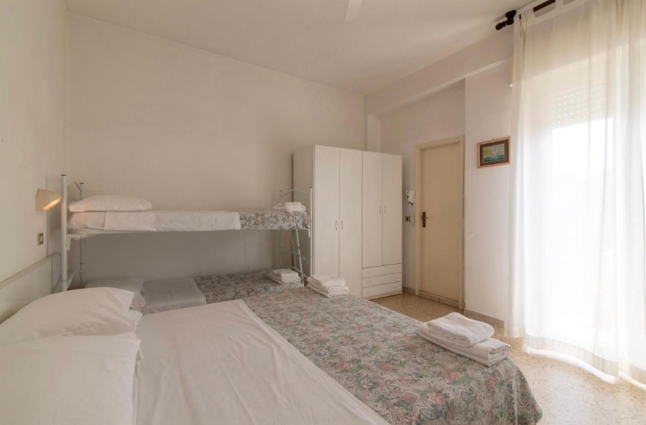 Hotel Miro カットーリカ エクステリア 写真