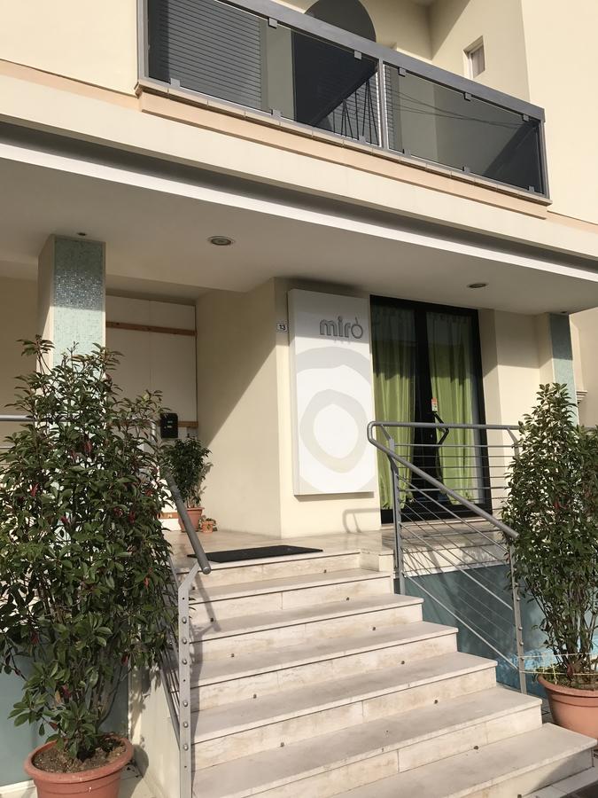 Hotel Miro カットーリカ エクステリア 写真